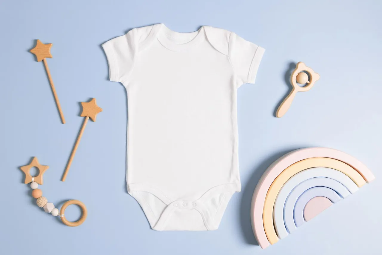 Learn how to create sentimental and practical products like baby onesies, kids' T-shirts, and plush toys for parents and families.