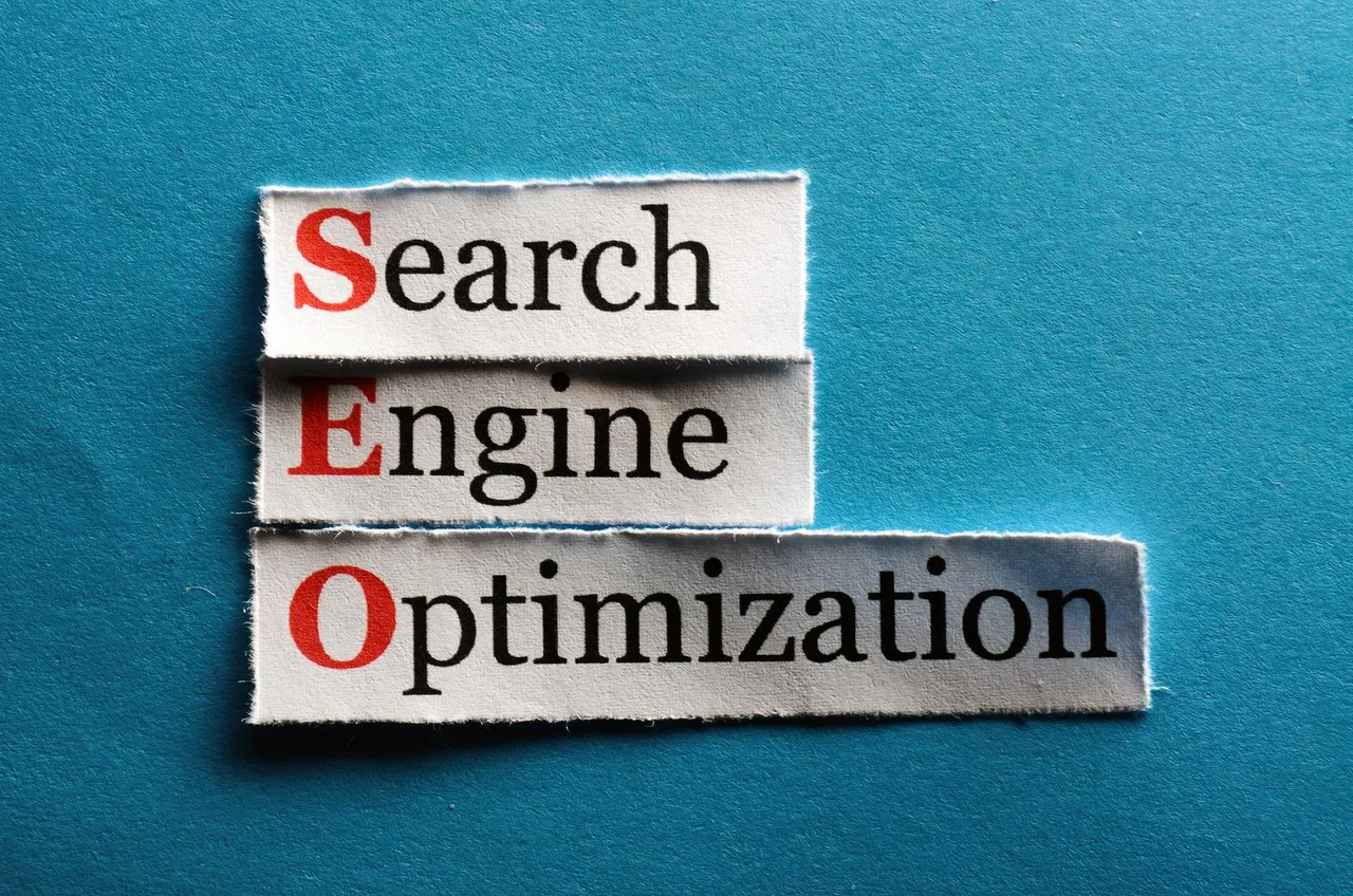 Learn what SEO is and why it's essential for increasing your website's visibility and ranking on search engines like Google, improving traffic and conversions.