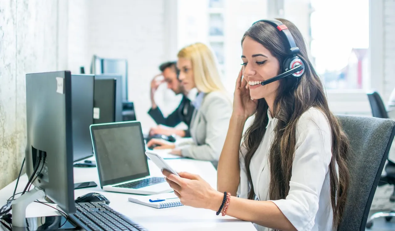 Find out if Shopify phone support is available in your region and how to request a callback for urgent issues.