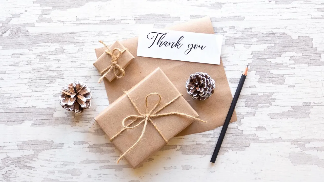 Add a thank-you card with a next-purchase discount to your holiday packages to express gratitude and encourage repeat purchases.